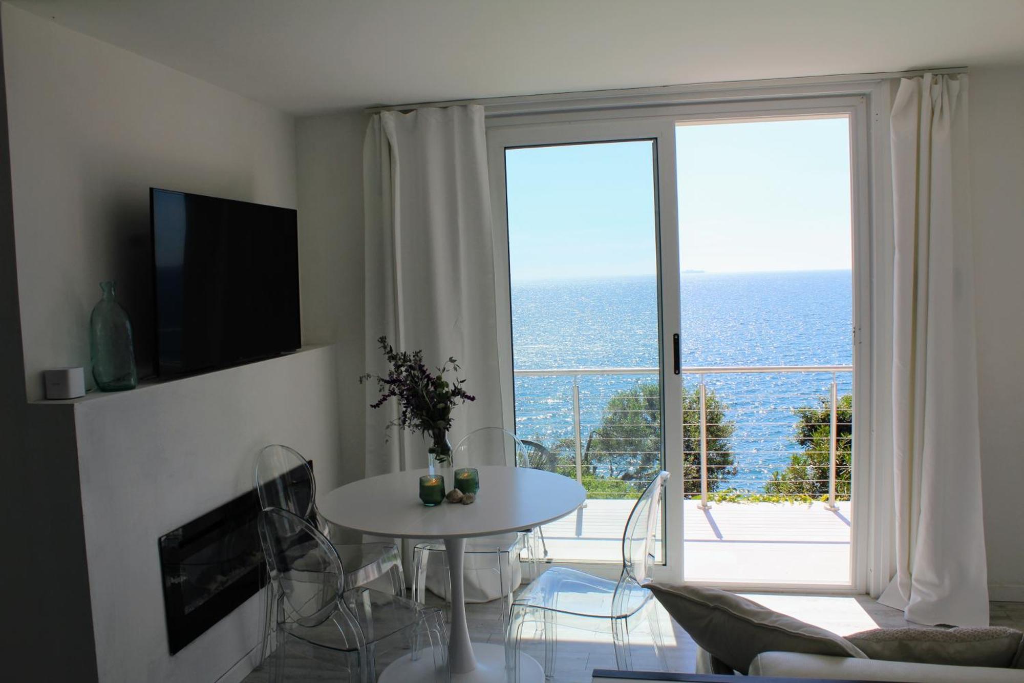 Conca Verde C21- Beach Front Little Villas Pool, Private Jacuzzi Sea View Andora Exterior photo